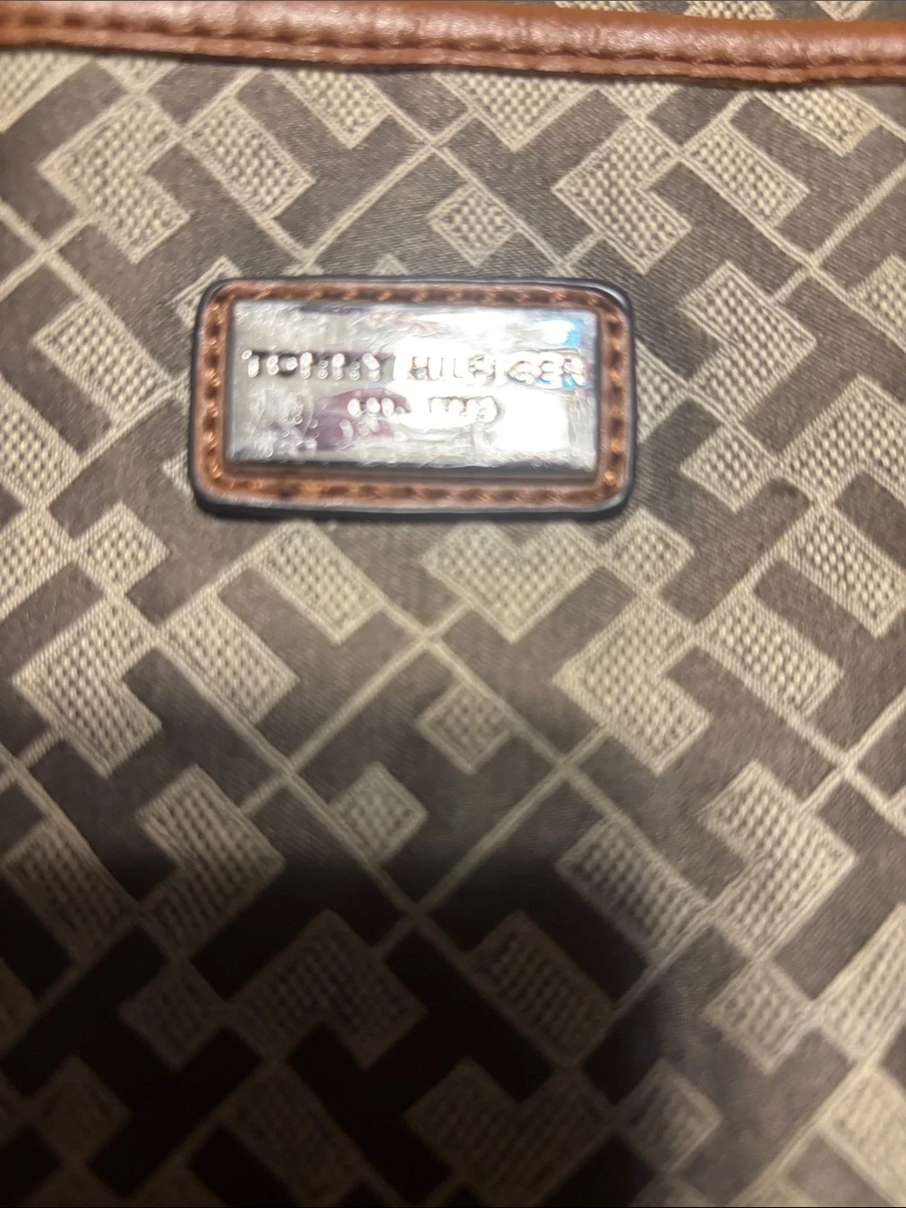Tommy Hilfiger plaque crossbody